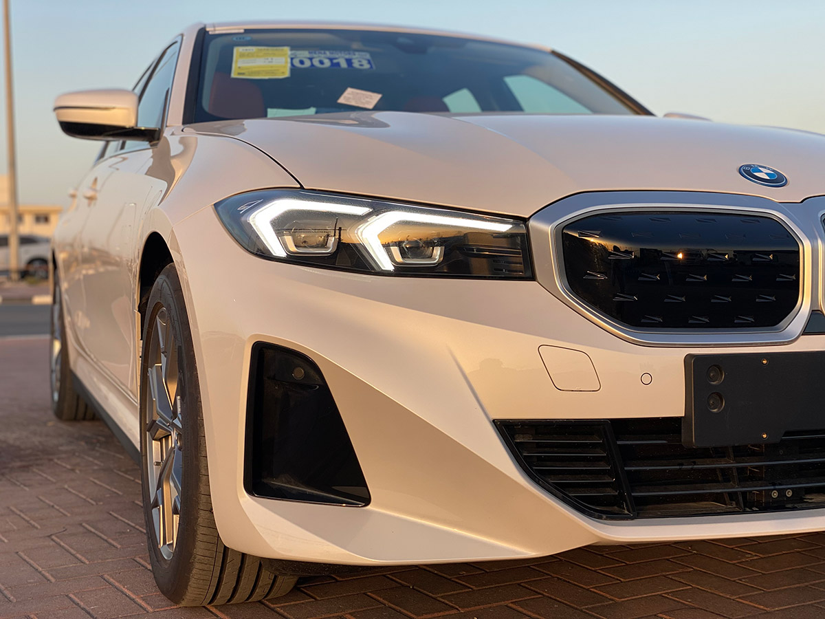 BMW I3