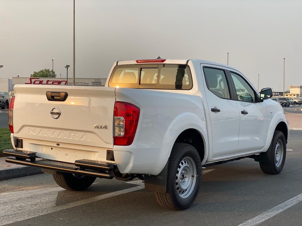 NISSAN NAVARA XE+ RHD
