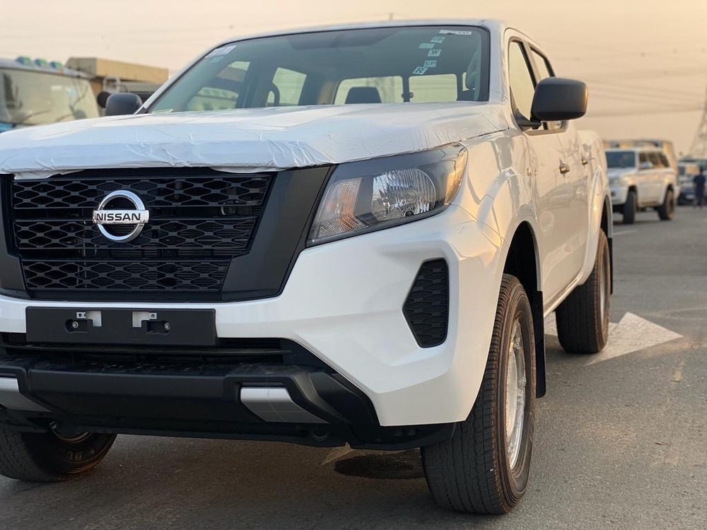 NISSAN NAVARA XE+ RHD